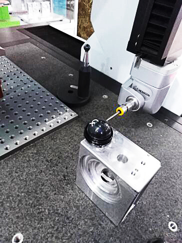 LED燈外殼模具的三坐標測量過程(圖3) LED燈外殼模具的三坐標測量過程(圖3)