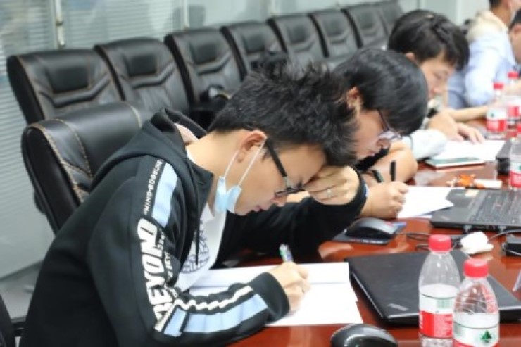 鳴鑼開賽|聚焦第四屆“思瑞”杯服務應用技能大賽(圖7) 鳴鑼開賽|聚焦第四屆“思瑞”杯服務應用技能大賽(圖7)